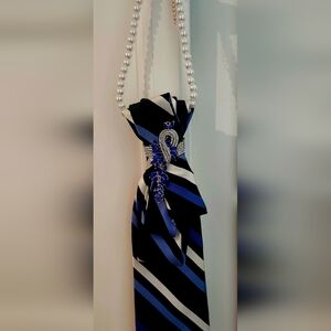 Chaps Blue and Silver Peacock Brooch Pin